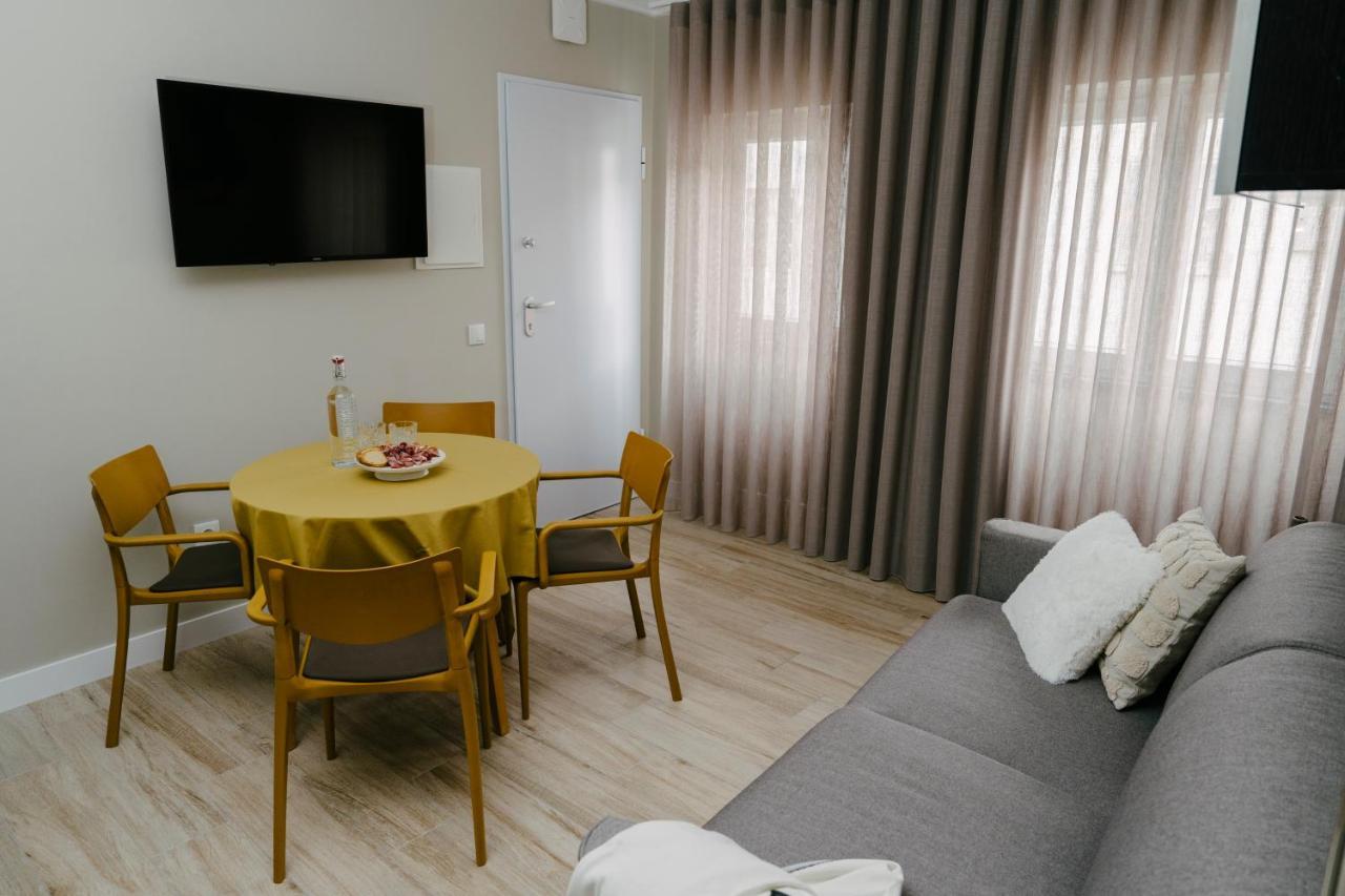 Casa Dos Limos - Apartments Фош-ду-Арелью Экстерьер фото